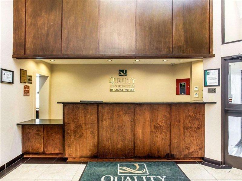 Quality Inn & Suites Coliseum Greensboro Eksteriør billede