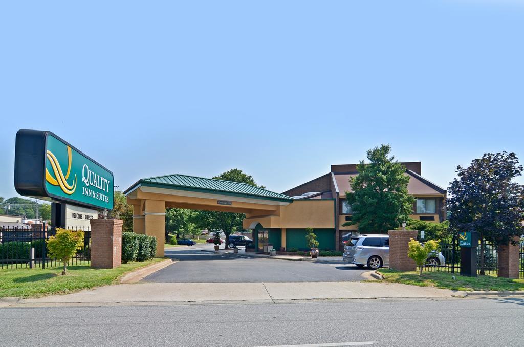 Quality Inn & Suites Coliseum Greensboro Eksteriør billede