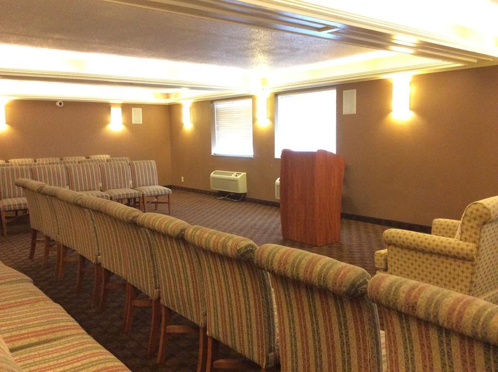 Quality Inn & Suites Coliseum Greensboro Eksteriør billede